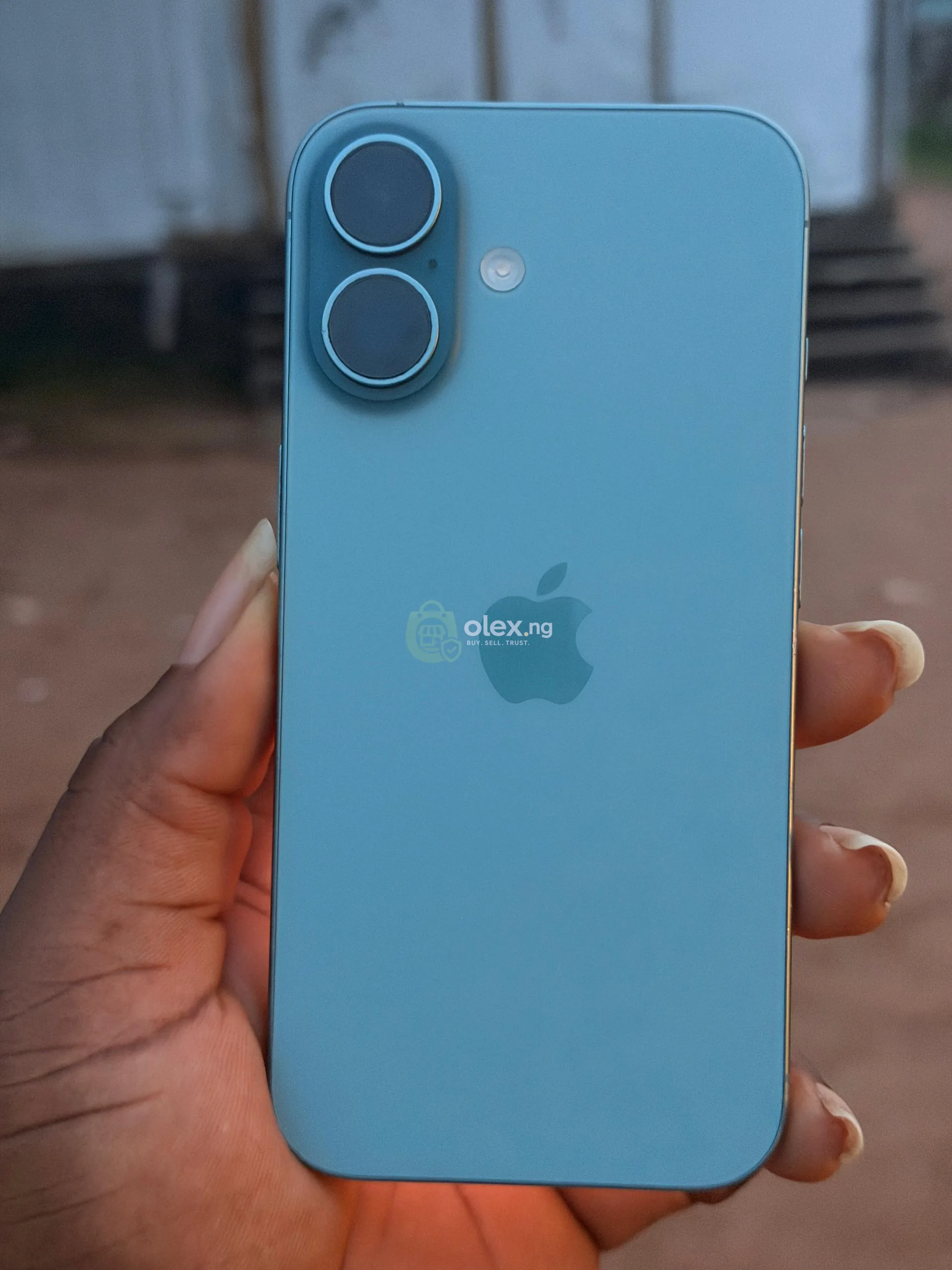 iphone 16  128gb