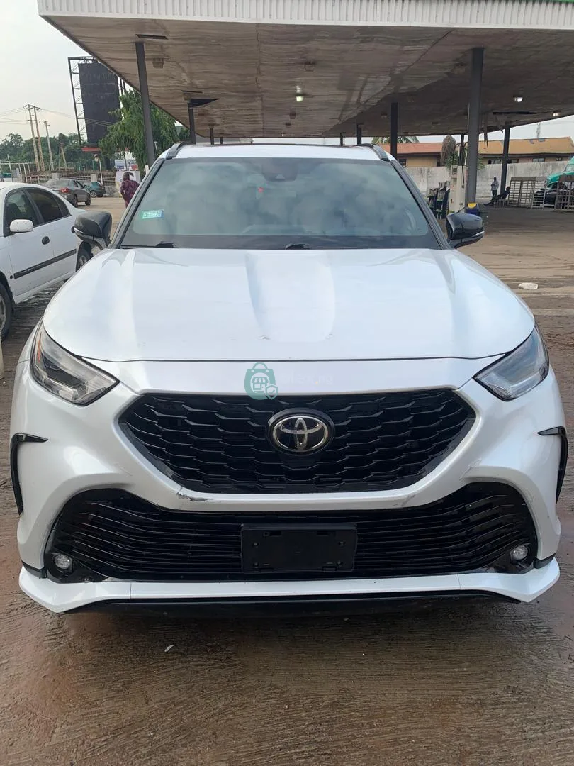 Toyota Highlander foreign use 2022