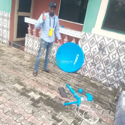 Dish and decoder