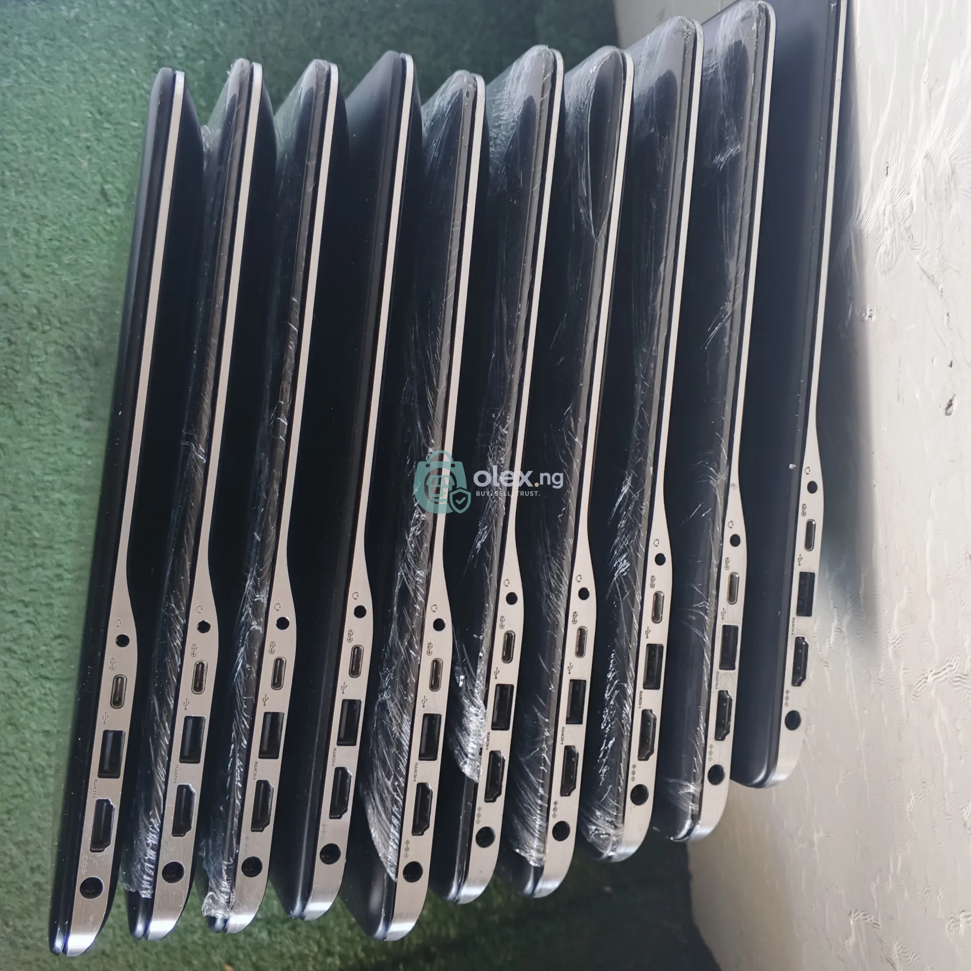 HP DELL APPLE. Laptops 8GB & 16GB RAM  ,256GB SSD 