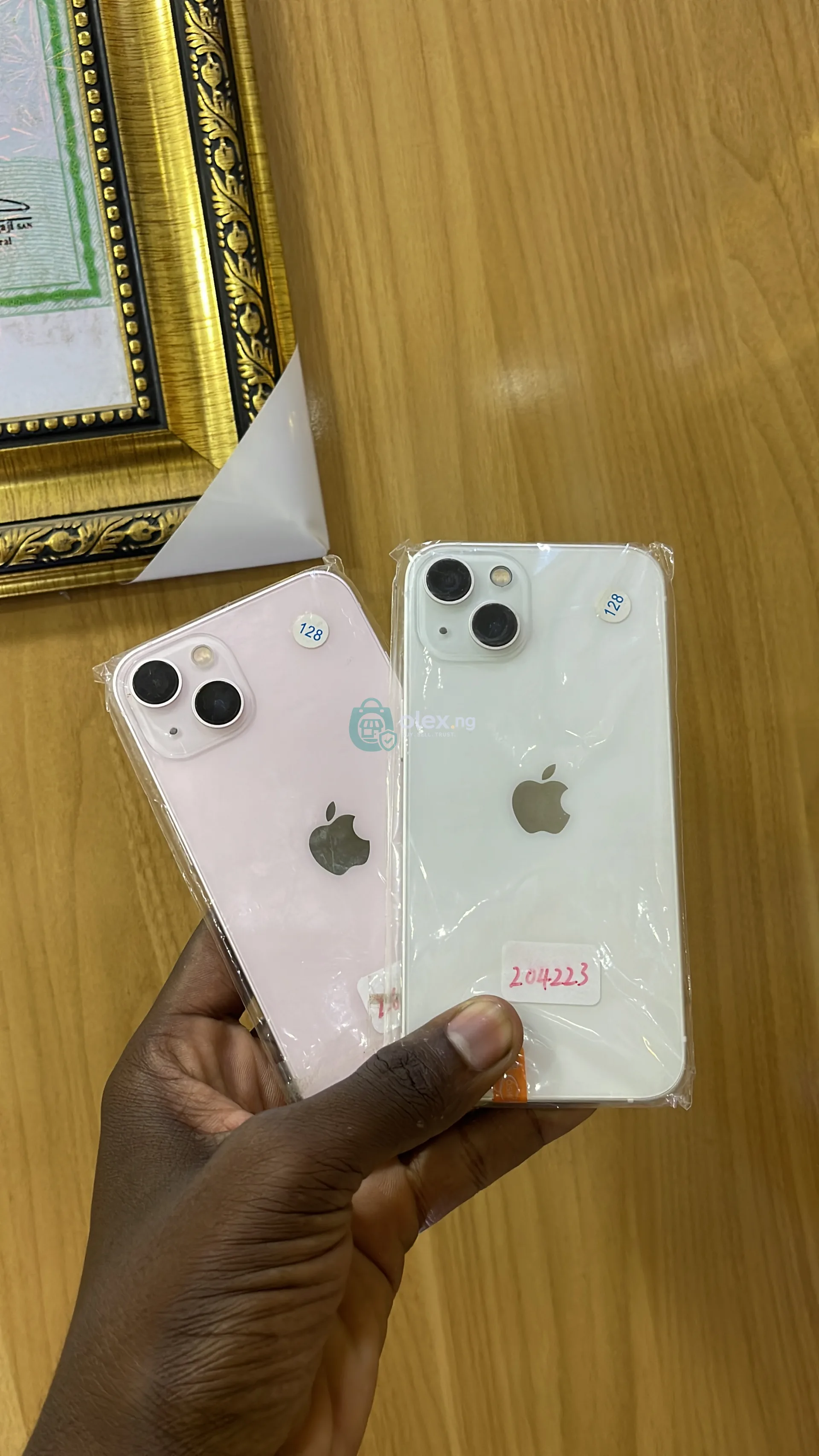 IPHONE 13