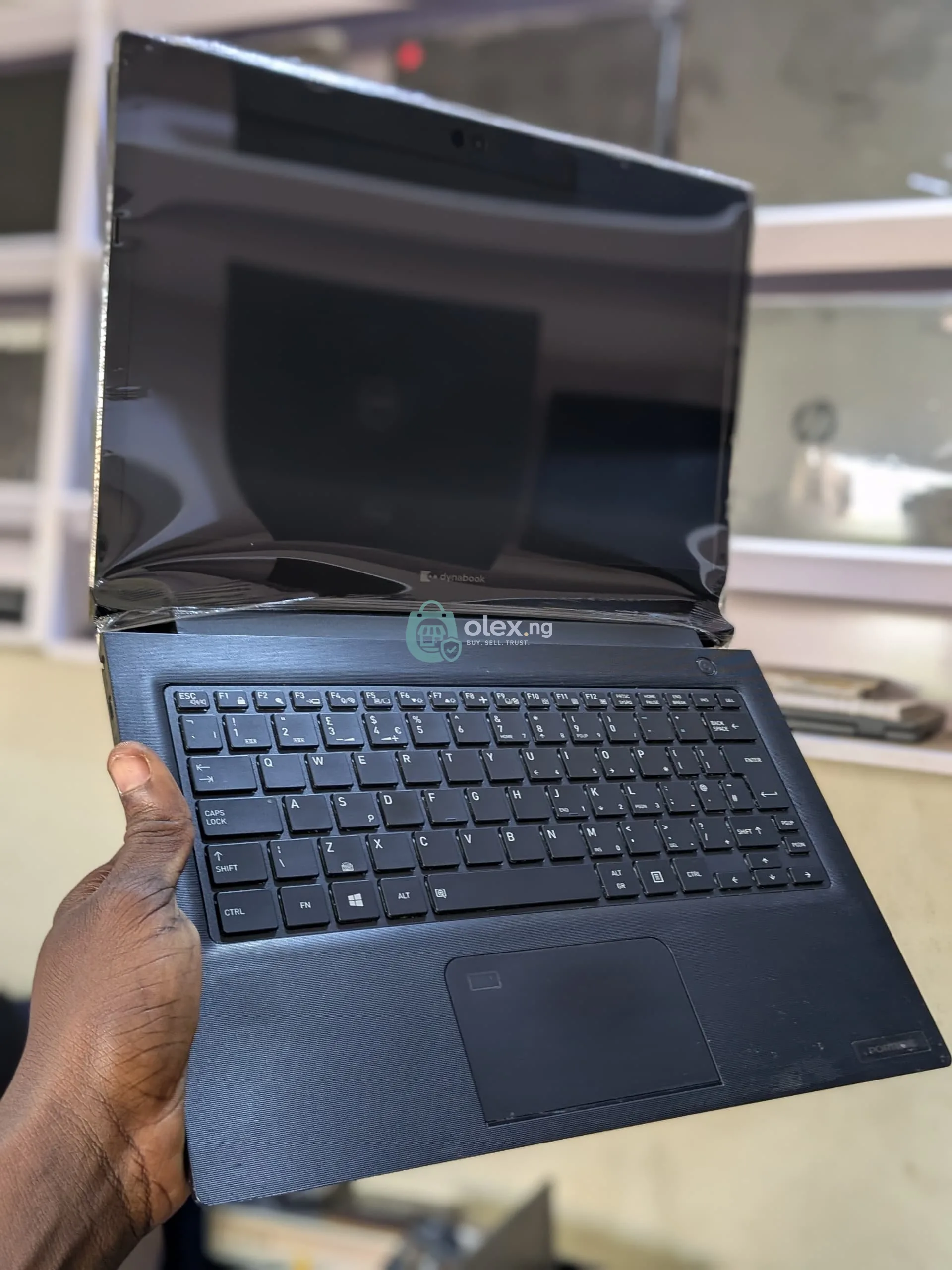 Toshiba dynabook 