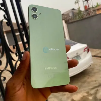 🇬🇧 Samsung Galaxy A05 // 4Gb 64Gb // Unlocked // Physical Dual Sim