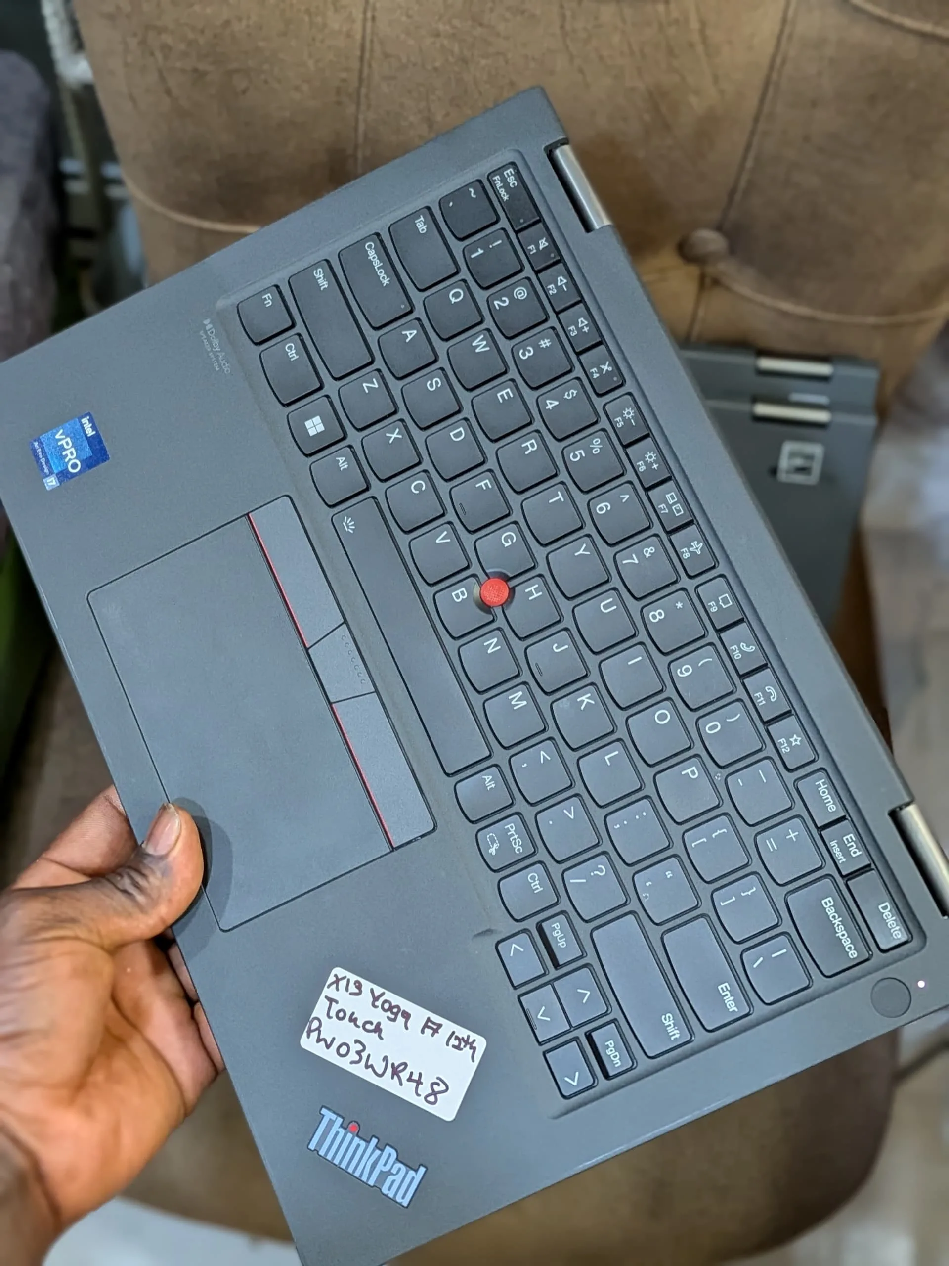 Lenovo ThinkPad x13 yoga  Intel core i7