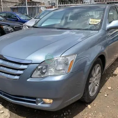 Toyota Avalon Limited 2006 Model  Features Price-2.250m Call/whatsapp: +2347040331235