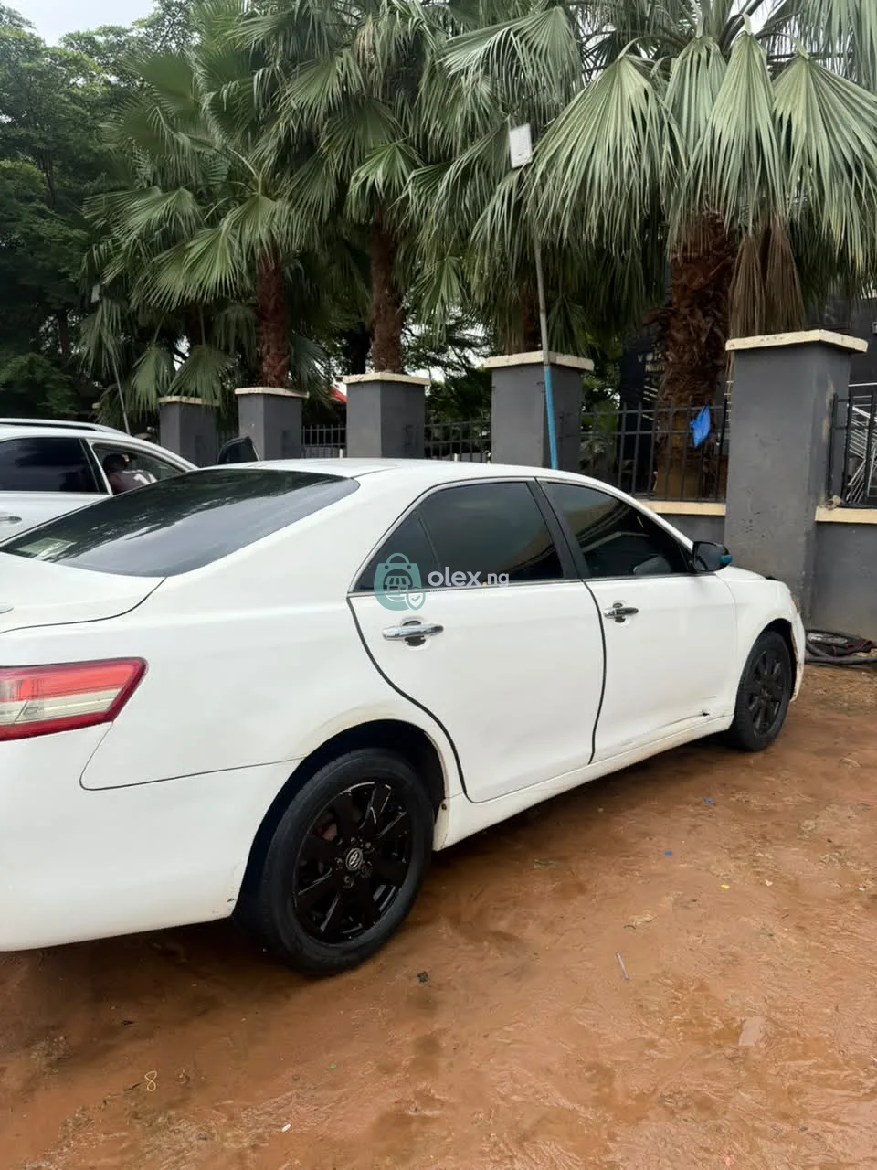 Neat Toyota Camry Xle 08 V6 White Clean Petrol 2008 — Serious Buyers