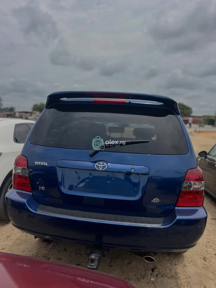 Toyota high lander 