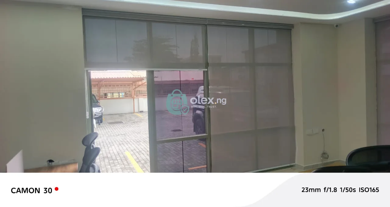 UV Protection Sunscreen Blind – Well-Maintained Style