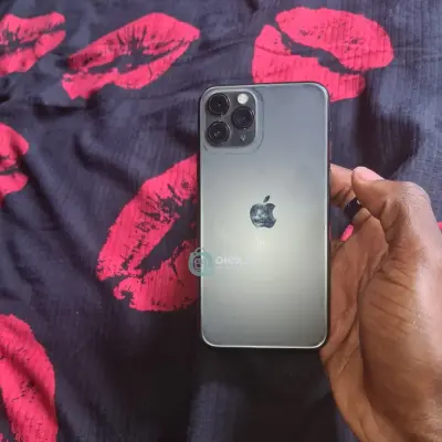iPhone 11 pro 64 gig 