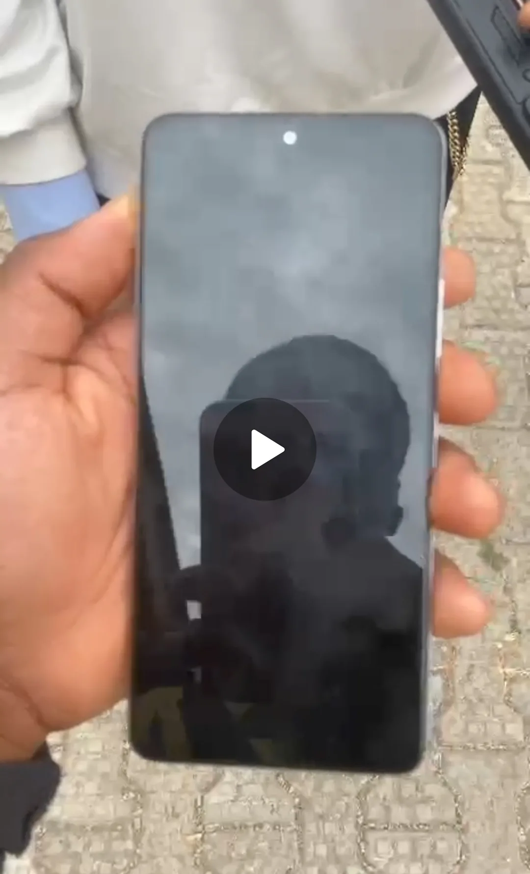 Poco F4