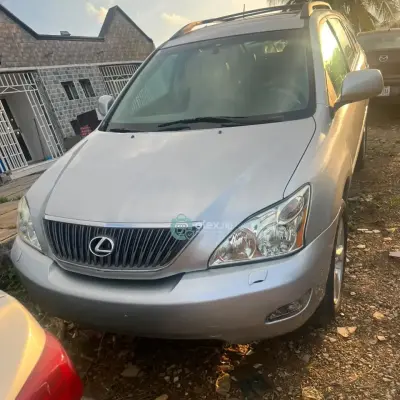 Super clean Lexus RX330 2008 model