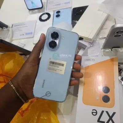 Affordable Neat Honor Global Smartphone 50MP 4G Type C Facelock for