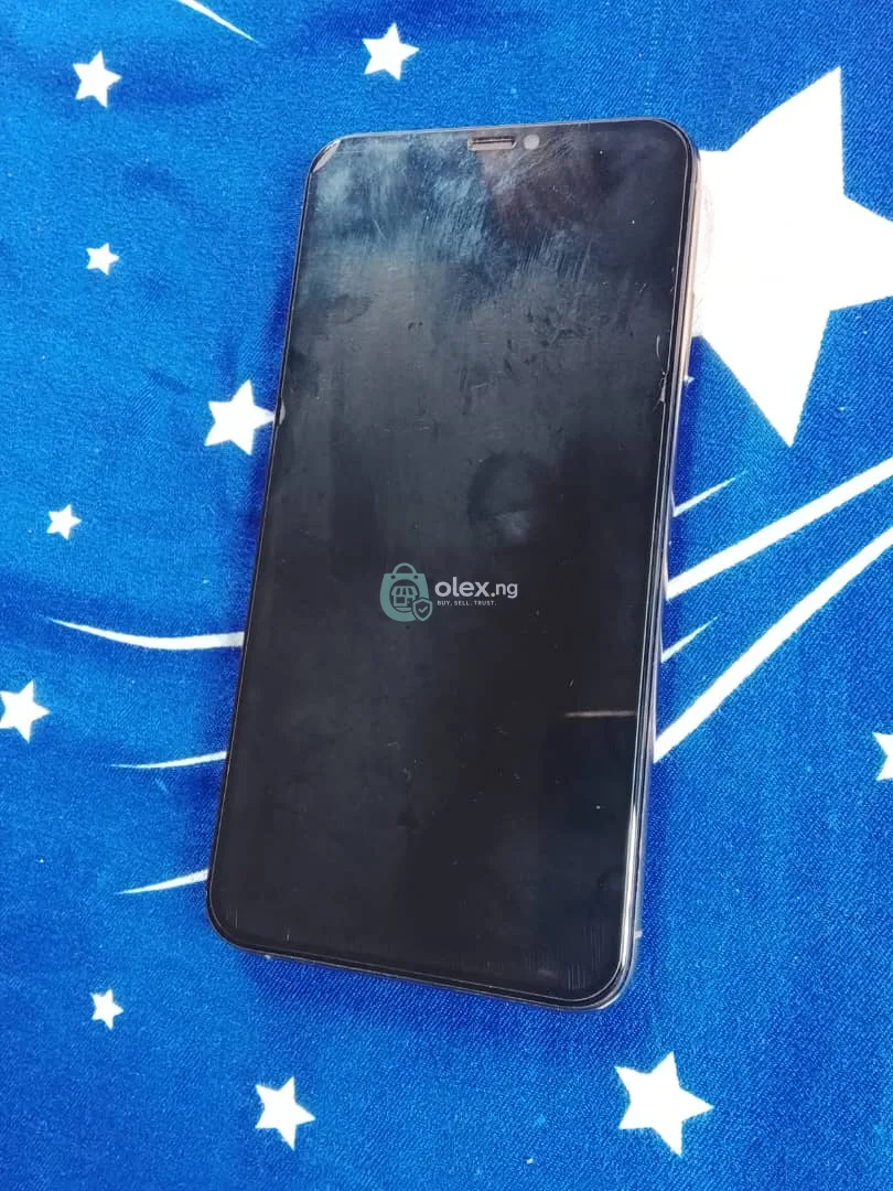 iPhone XS Max 64GB Silver — Urgent Sale