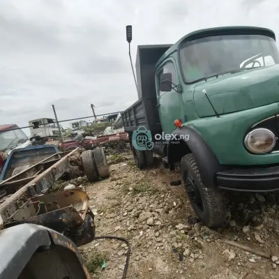 911 Tokunbo Tipper with auxiliary 