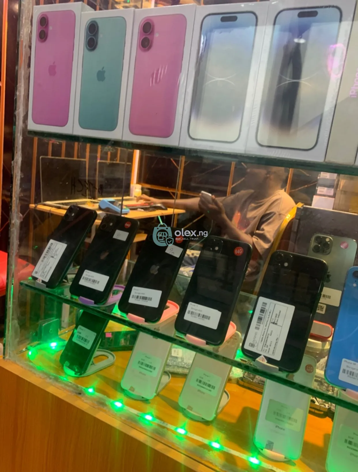 iphones and accessories for sale