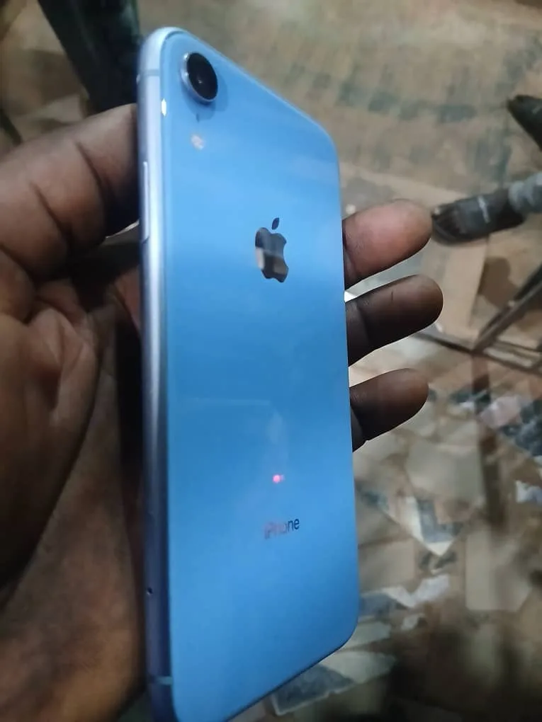 iPhone XR 128gb