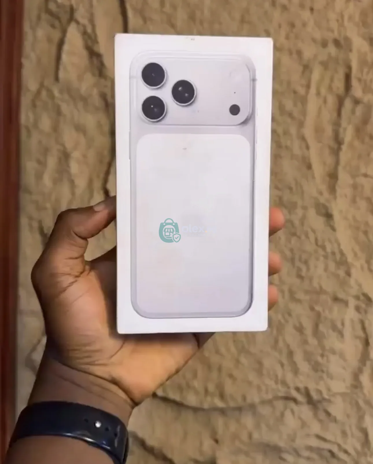 Brand New iPhone 17PM Esim Locked 256GB Type C — Clean & Sharp