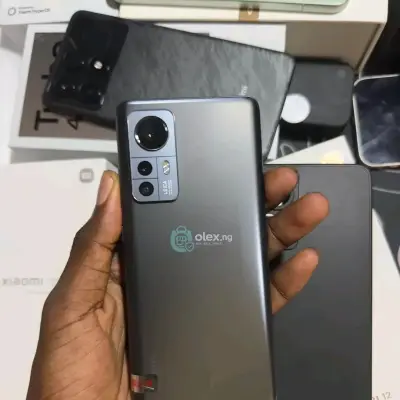 Used Xiaomi 12S — Clean & Sharp