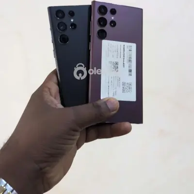 Neat S22ultra 128GB in Great Condition