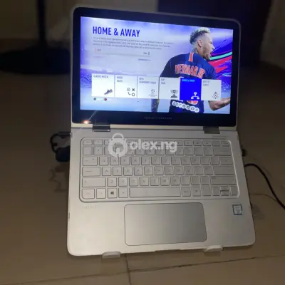HP Spectre x360 8GB intel core i7, SSD 256GB