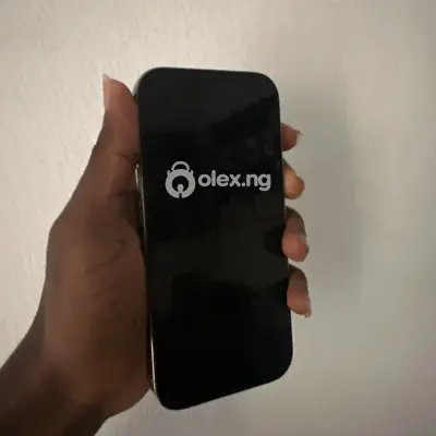 iPhone 16pro 128gb very clean and perfect 