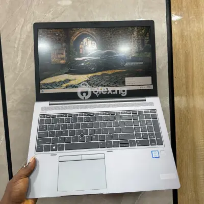 Hp Zbook 15u G5 core i5