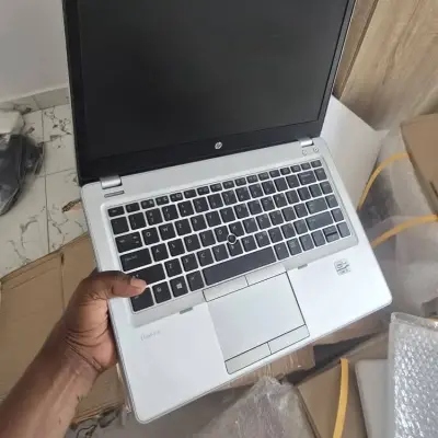 Hp elitebook folio 9480m  Intel core i7