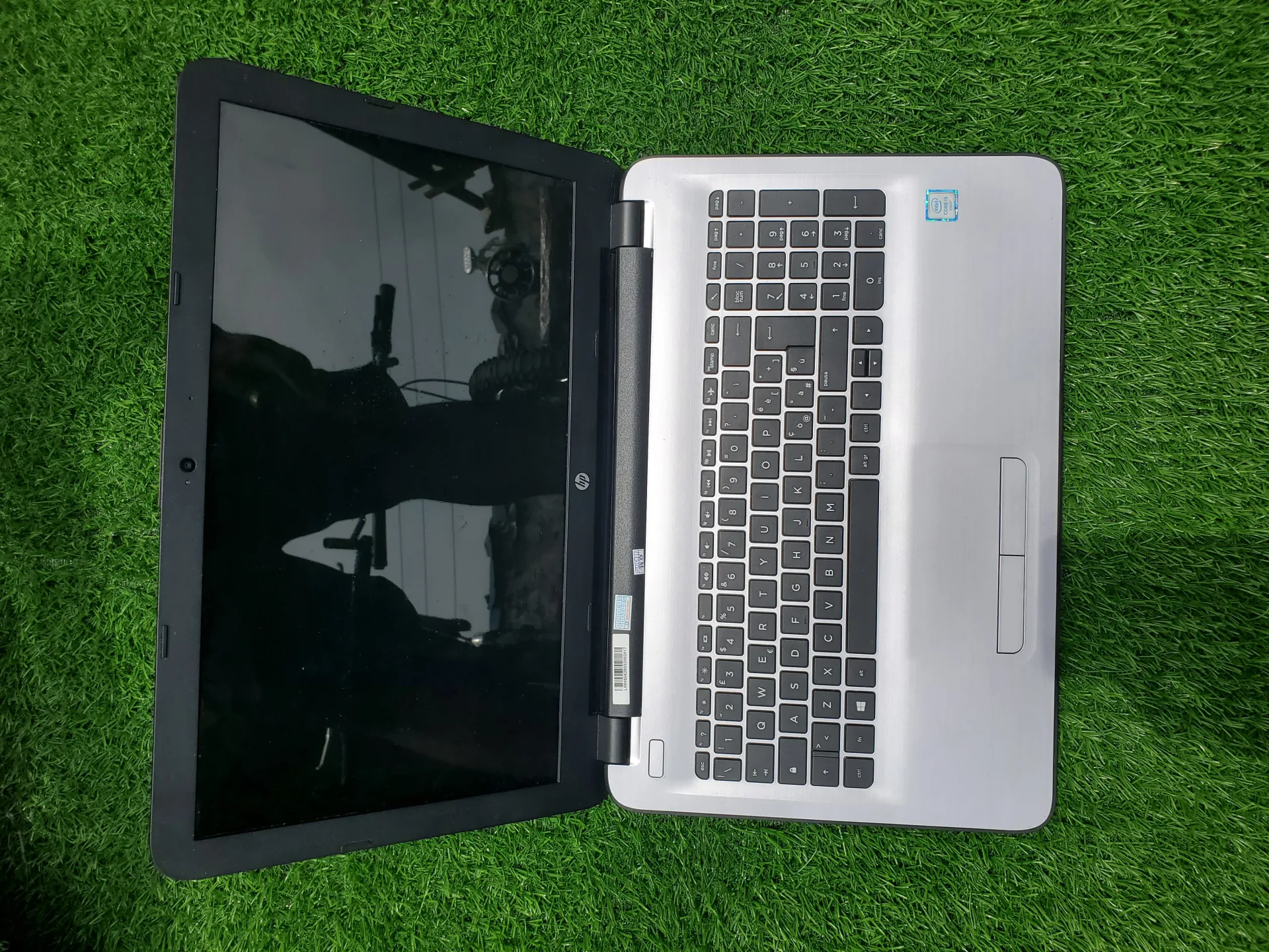 HP 250 Note book