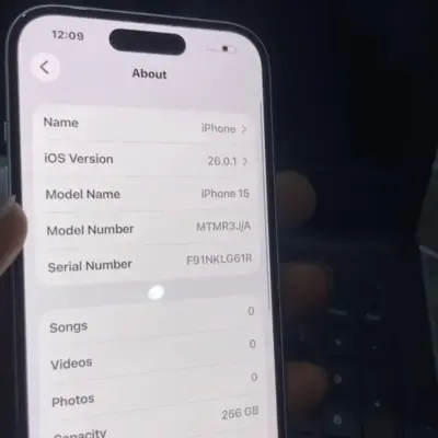 Uk iPhone 15 256gb WiFi used