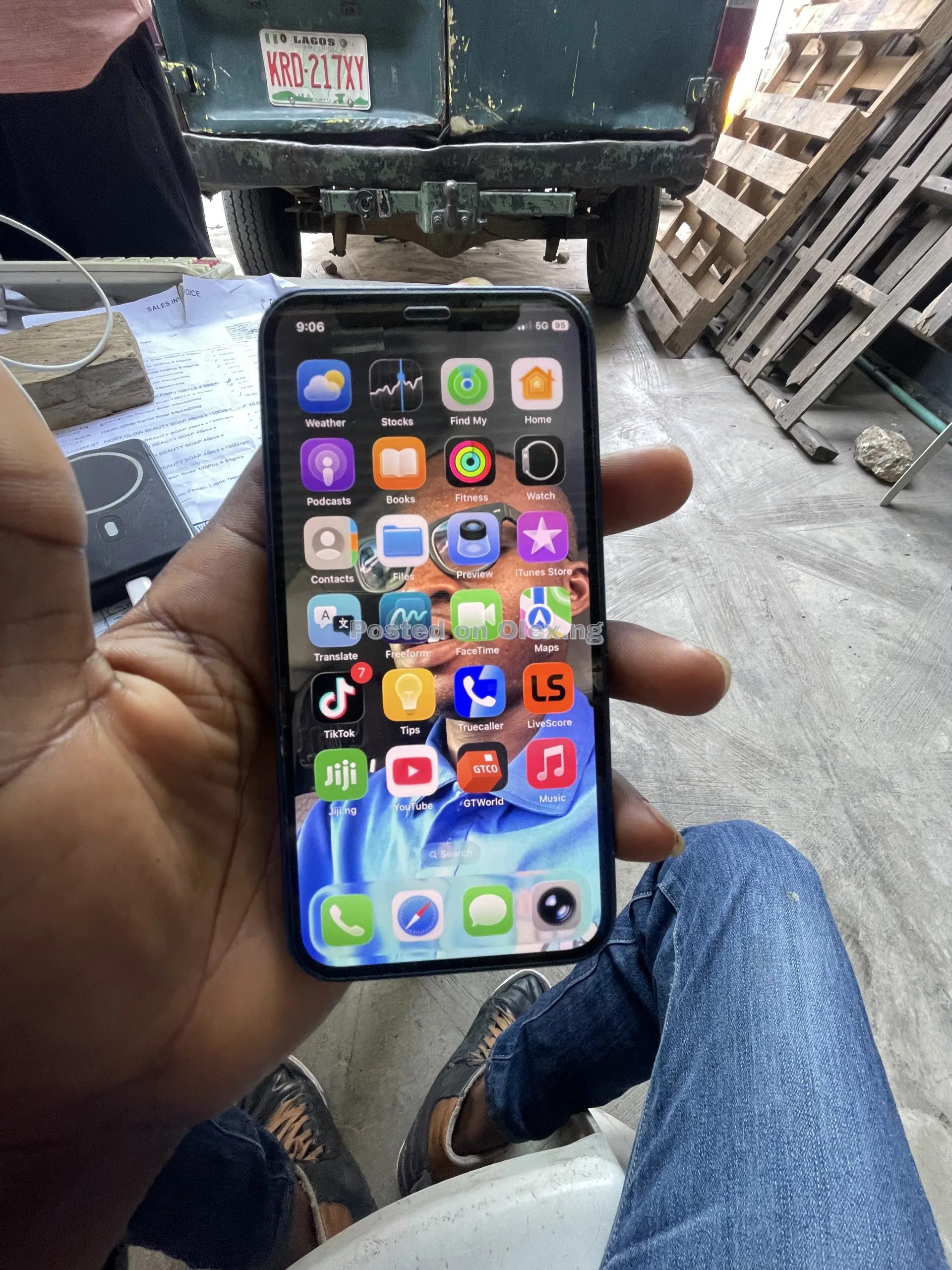 Iphone 12 64gig