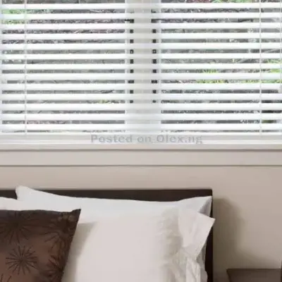 Venetian blinds 