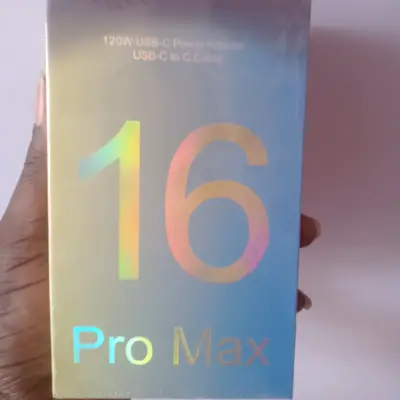 iPhone 16 Pro Max