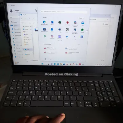 Lenovo 4GB Intel celeron HDD  1T
