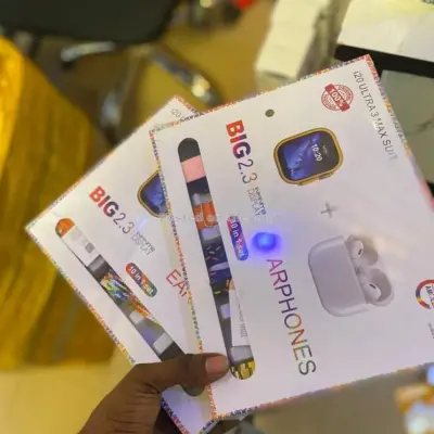 i20 Ultra smart watch 