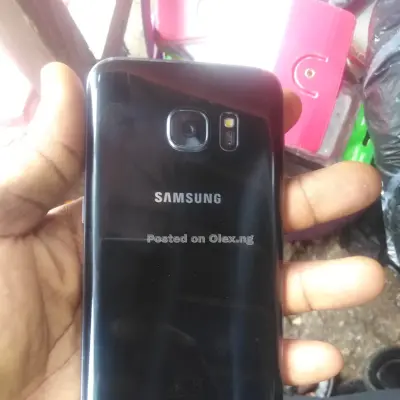 Uk used samsung S7 and J5