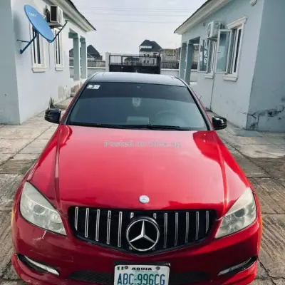 Mercedes Benz C350* *2010 model