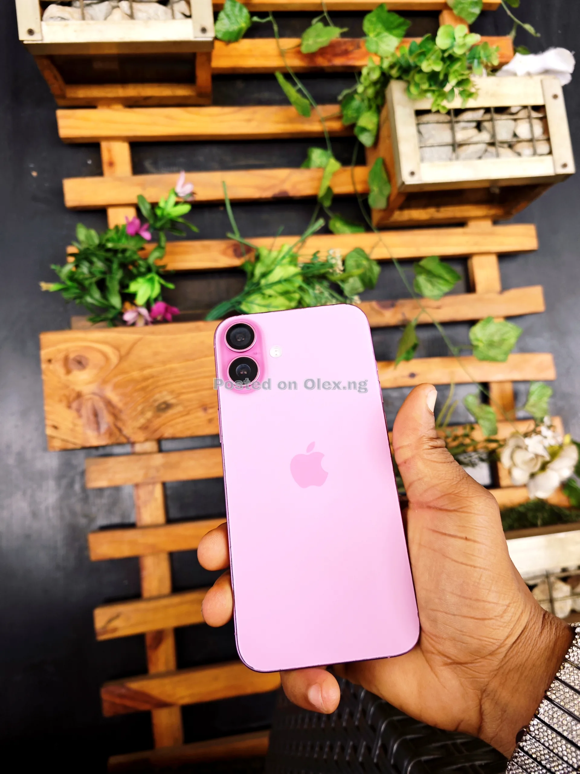 iPhone 16 PLUS 128GB 