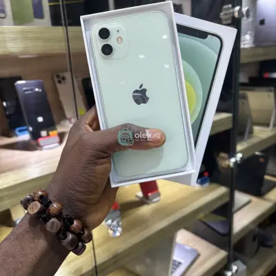 iPhone 12 white colour