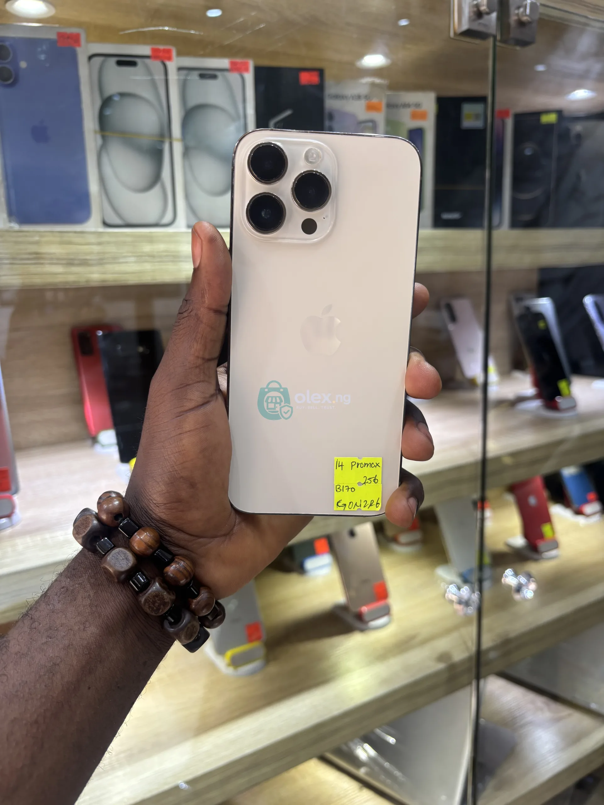 iPhone 14promax 