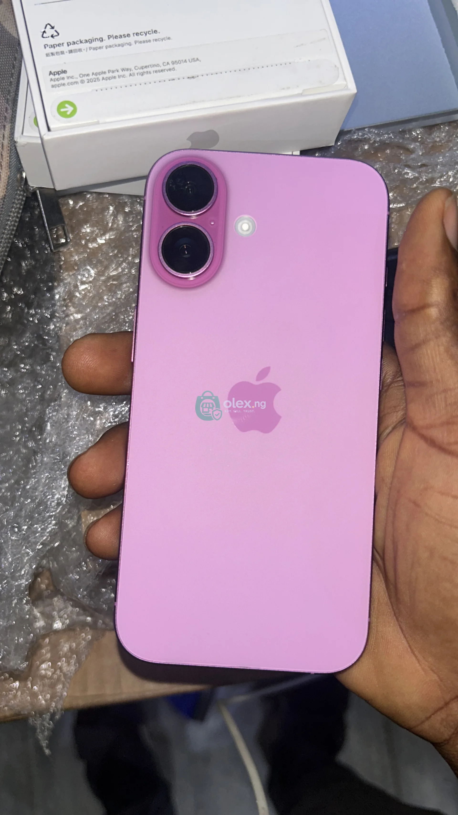 UK Used iPhone 16 256gb 