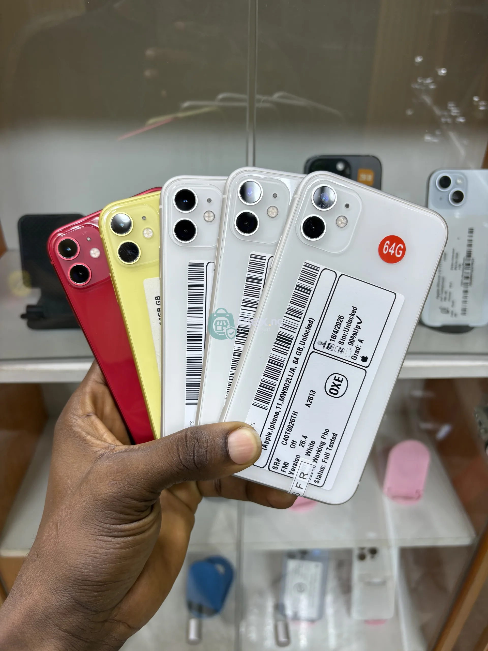 iPhone 11 64GB WHITE