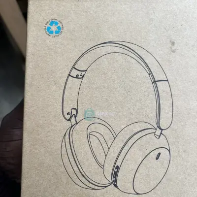 Hoggar headset imported Netherlands with active noise cancellation 