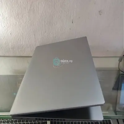 Dell Latitude 5521