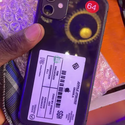 iPhone 11 64gb black