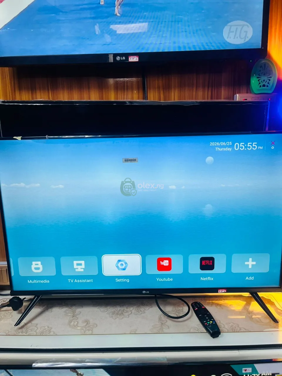Lg 49 inches smart available all app