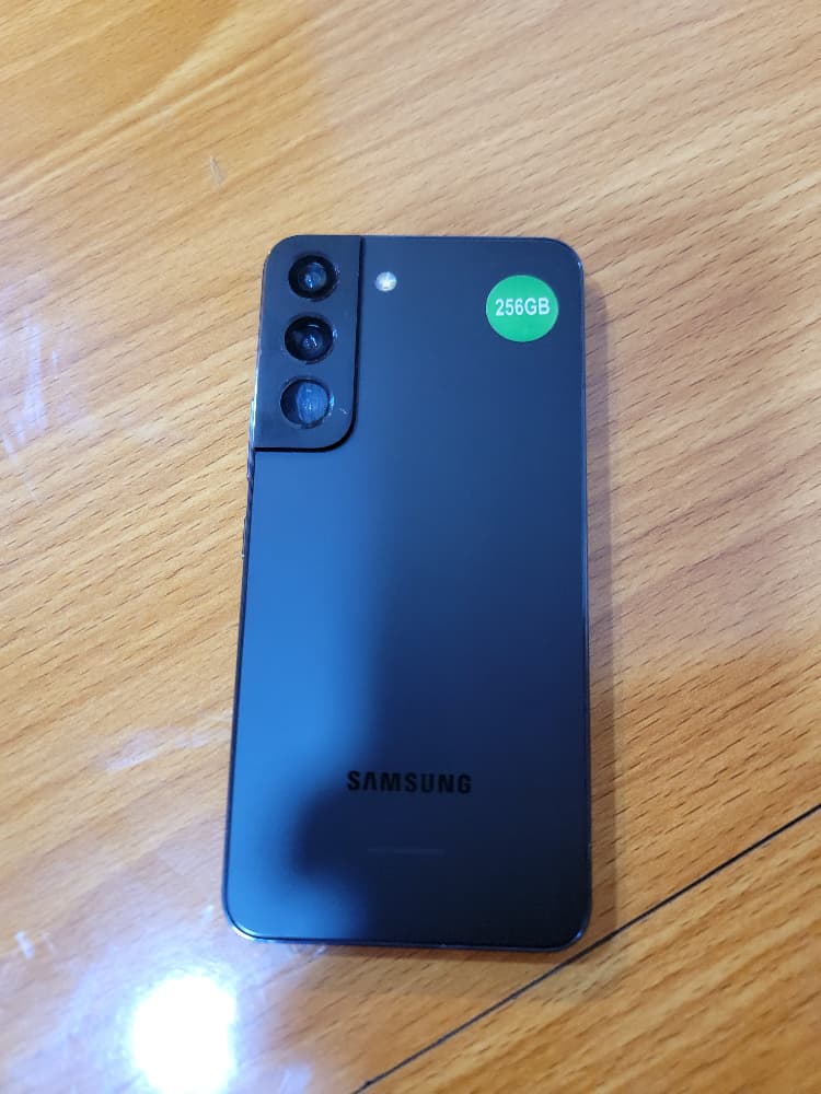 Foreign Used Samsung S22